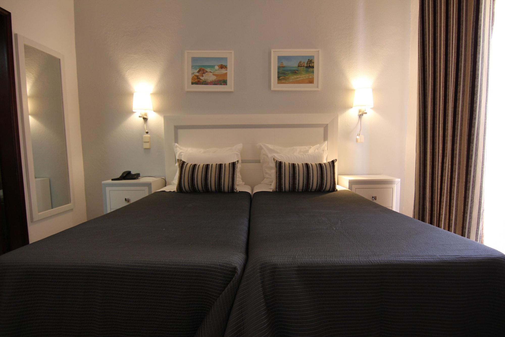 Solar De Mos Hotel Лагос Екстериор снимка
