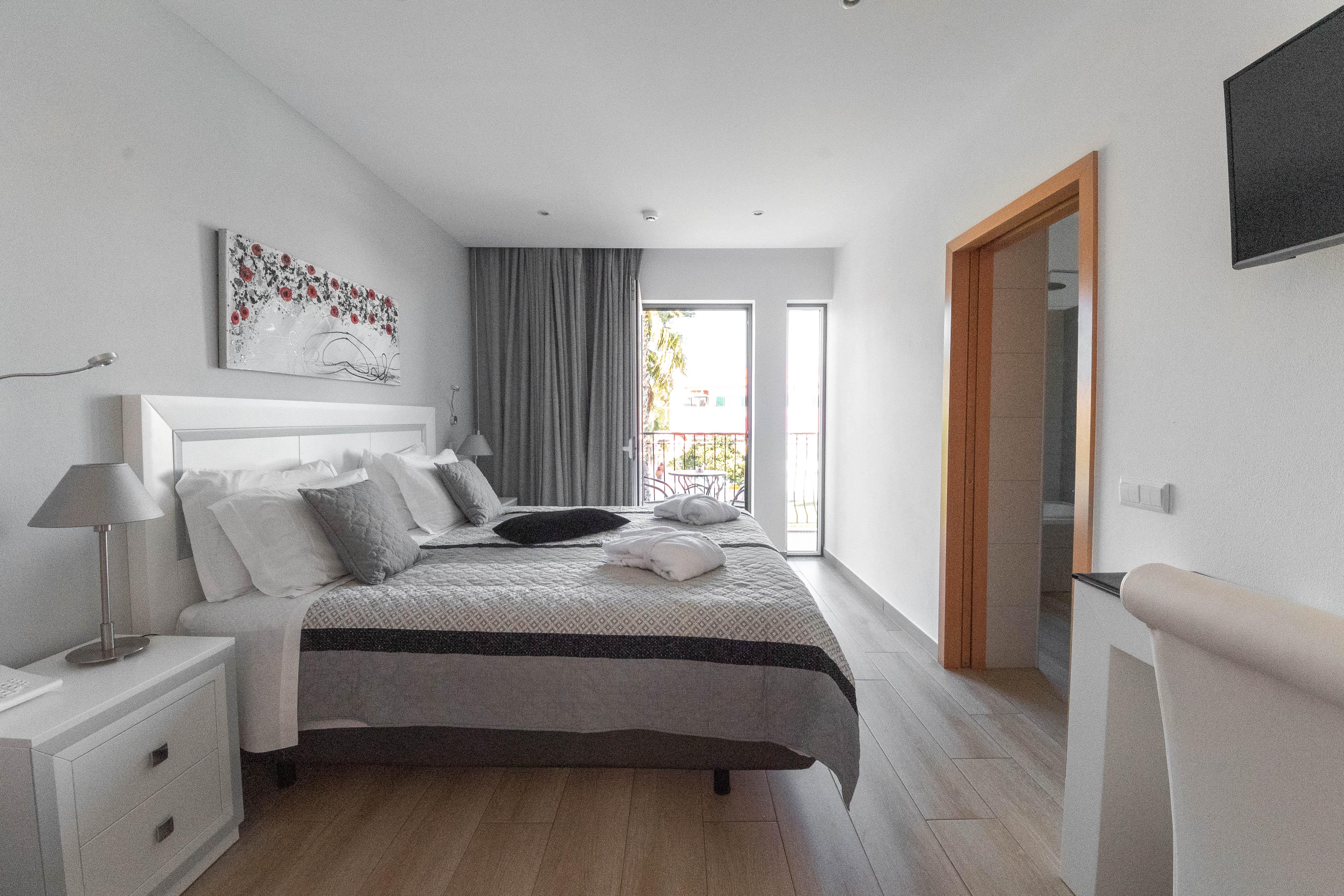 Solar De Mos Hotel Лагос Екстериор снимка