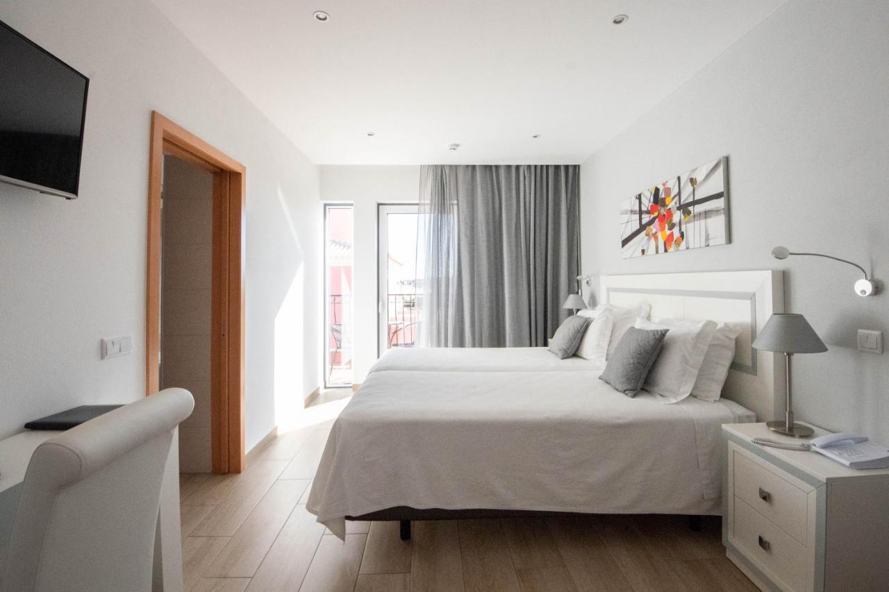 Solar De Mos Hotel Лагос Екстериор снимка